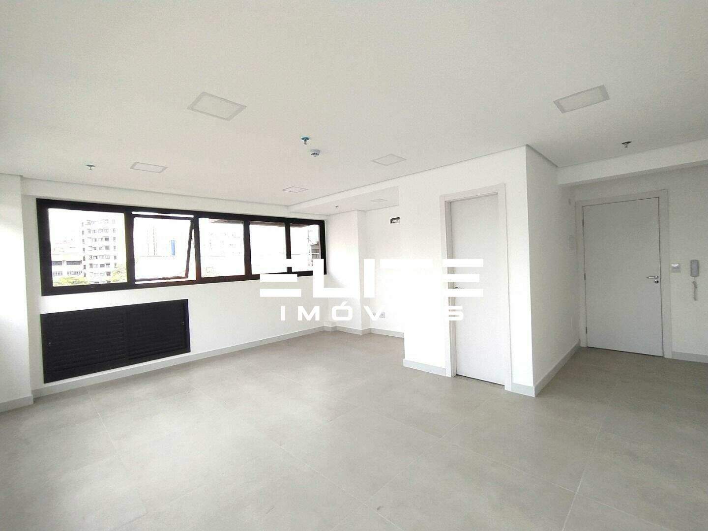 Sala à venda no Vila Assunção: 