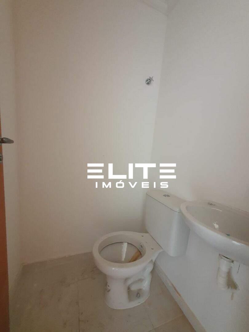 Sala à venda no Centro: 