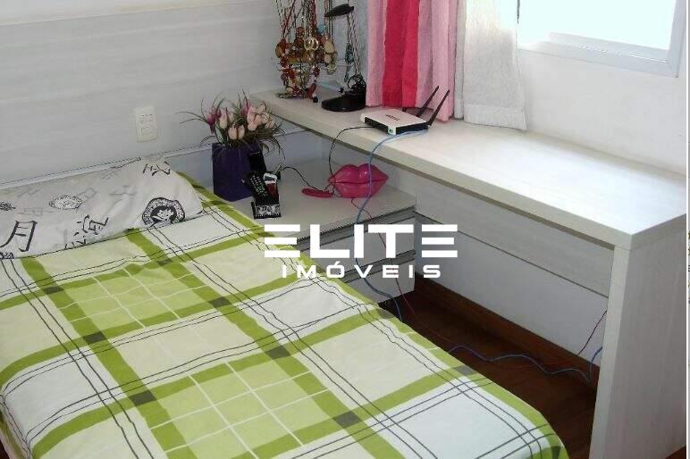 Sobrado à venda no Vila Valparaíso: 