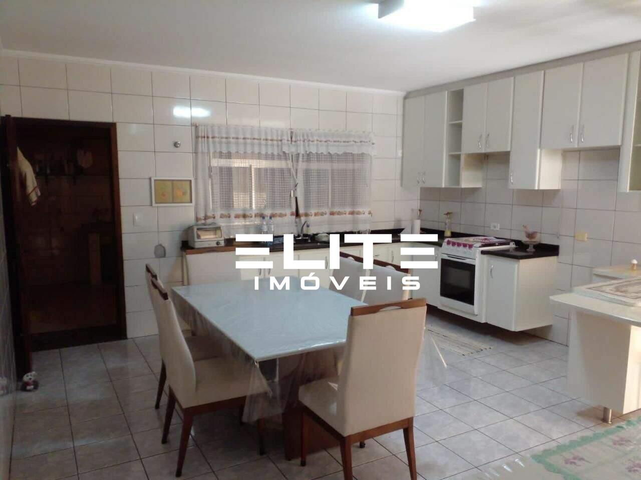 Sobrado à venda no Vila América: 