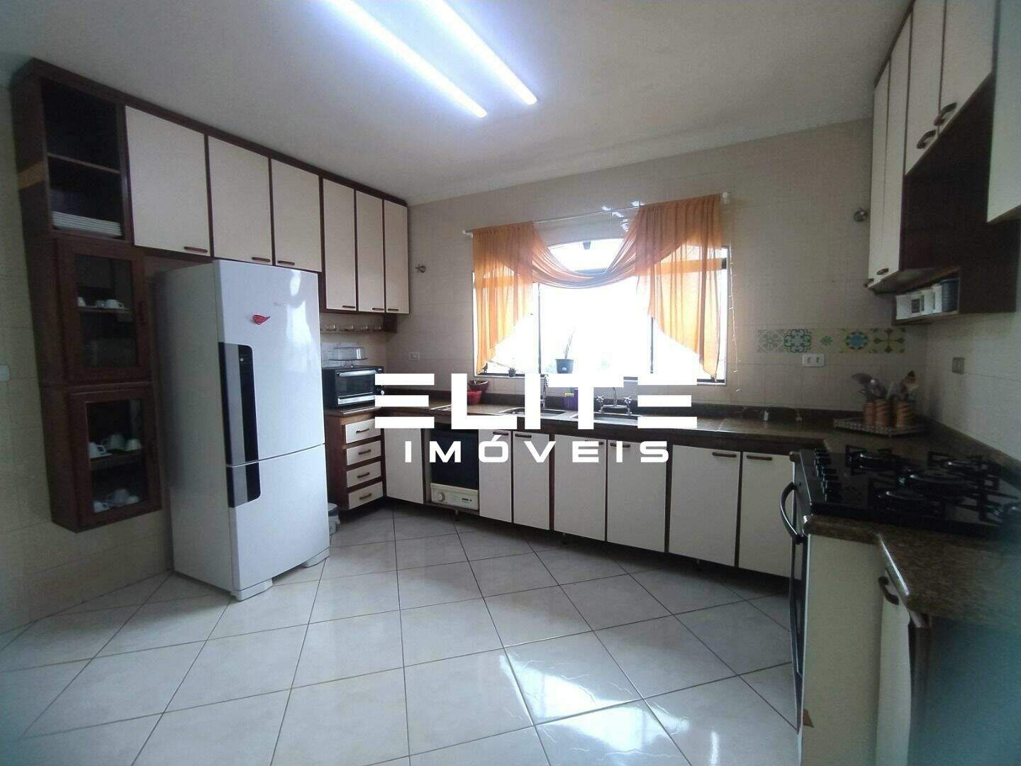 Sobrado à venda no Vila Tibiriçá: 