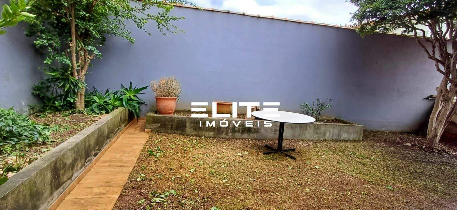 Casa à venda no Vila Eldízia: 