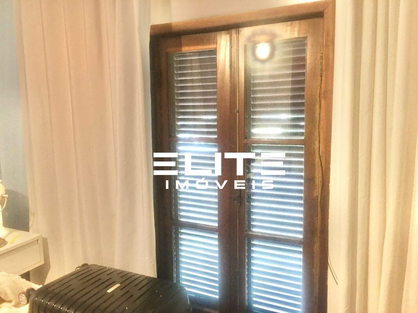 Sobrado à venda no Osvaldo Cruz: 