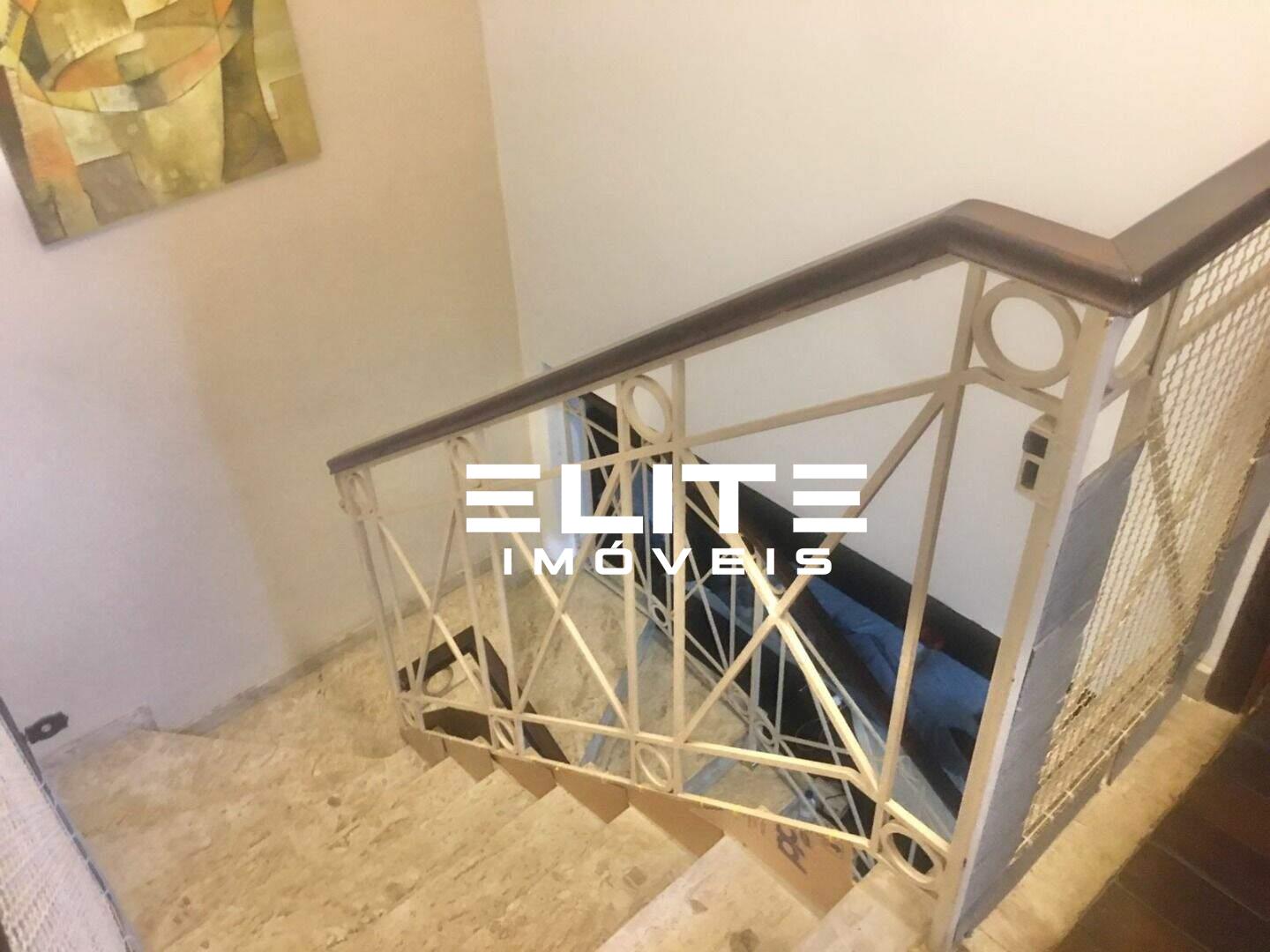 Sobrado à venda no Osvaldo Cruz: 