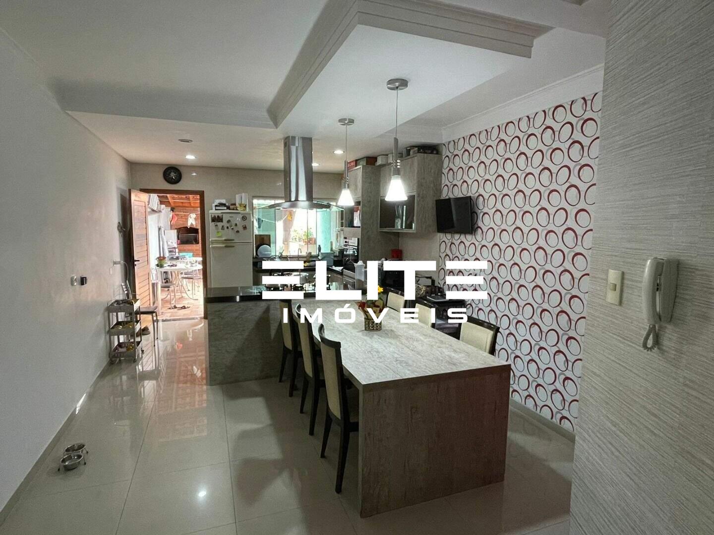 Sobrado à venda no Vila Dora: 