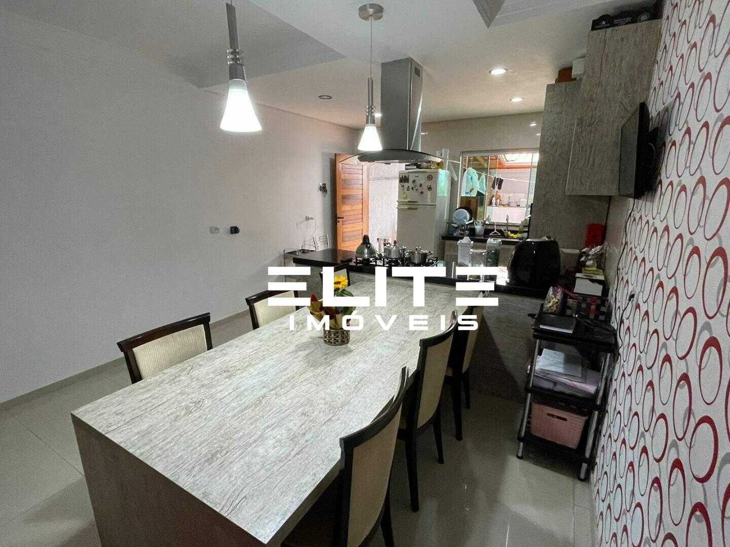 Sobrado à venda no Vila Dora: 