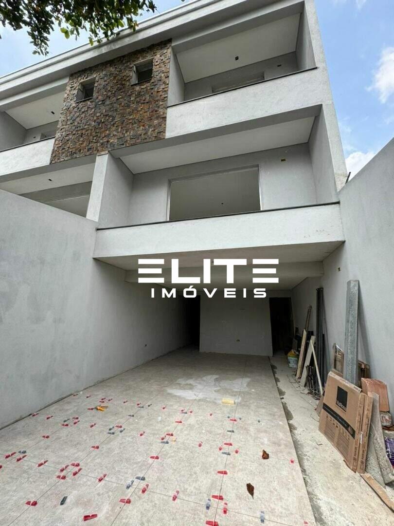 Sobrado à venda no Jardim Santo Antônio: 