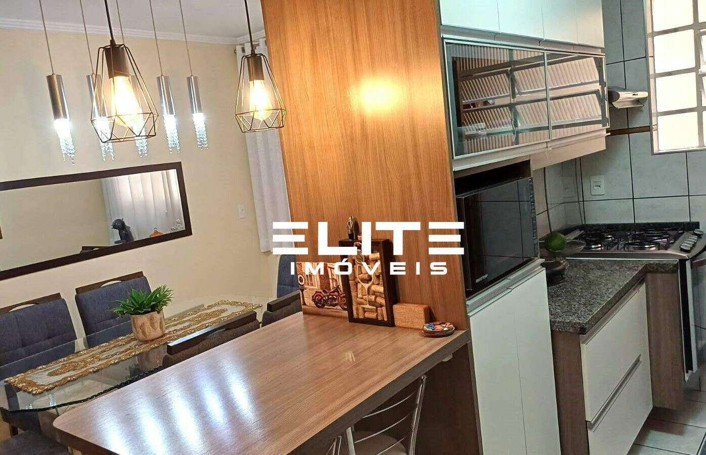 Sobrado à venda no Vila Scarpelli: 