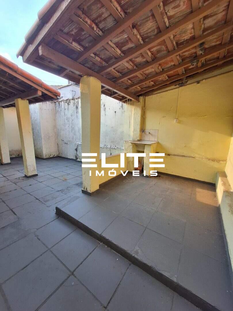 Casa à venda no Vila Scarpelli: 