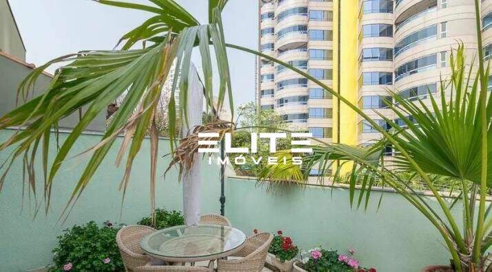 Cobertura à venda no Bairro Jardim: 