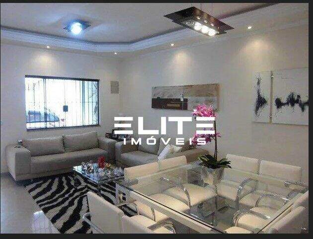 Sobrado à venda no Santa Teresinha: 