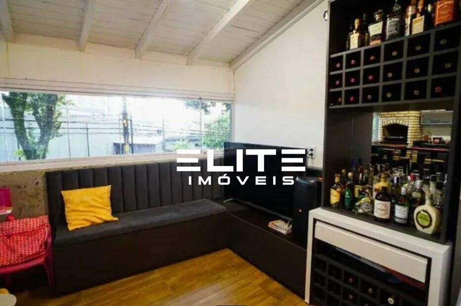 Sobrado à venda no Jardim Bela Vista: 