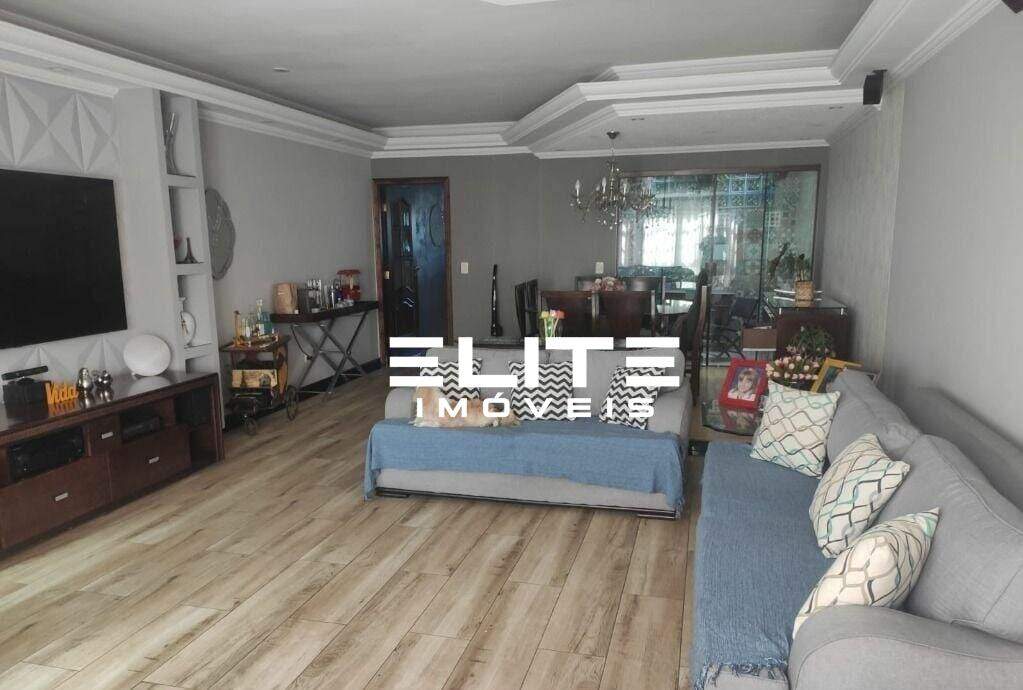 Sobrado à venda no Vila Scarpelli: 