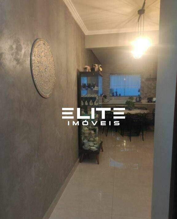 Sobrado à venda no Vila Scarpelli: 