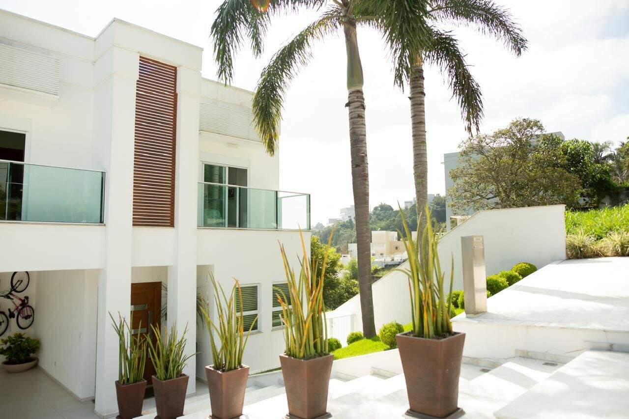 Sobrado à venda no Jardim Imperial Hills III: 