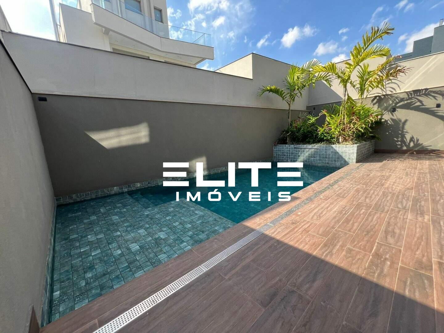 Sobrado à venda no Cerâmica: 