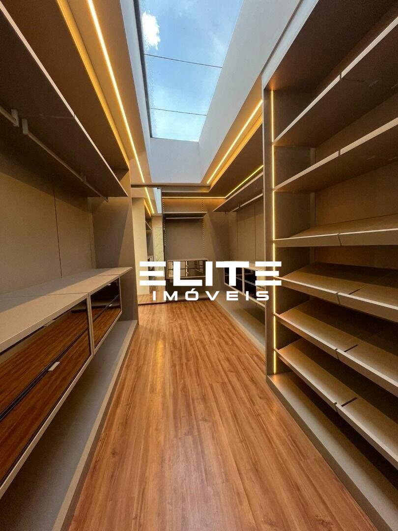 Sobrado à venda no Cerâmica: 