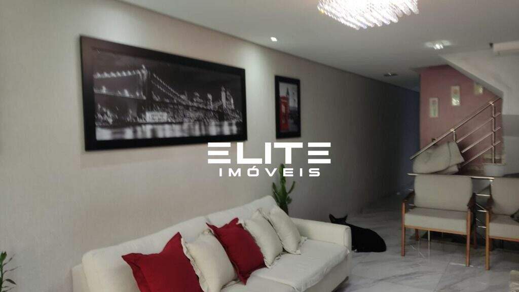 Sobrado à venda no Vila Valparaíso: 