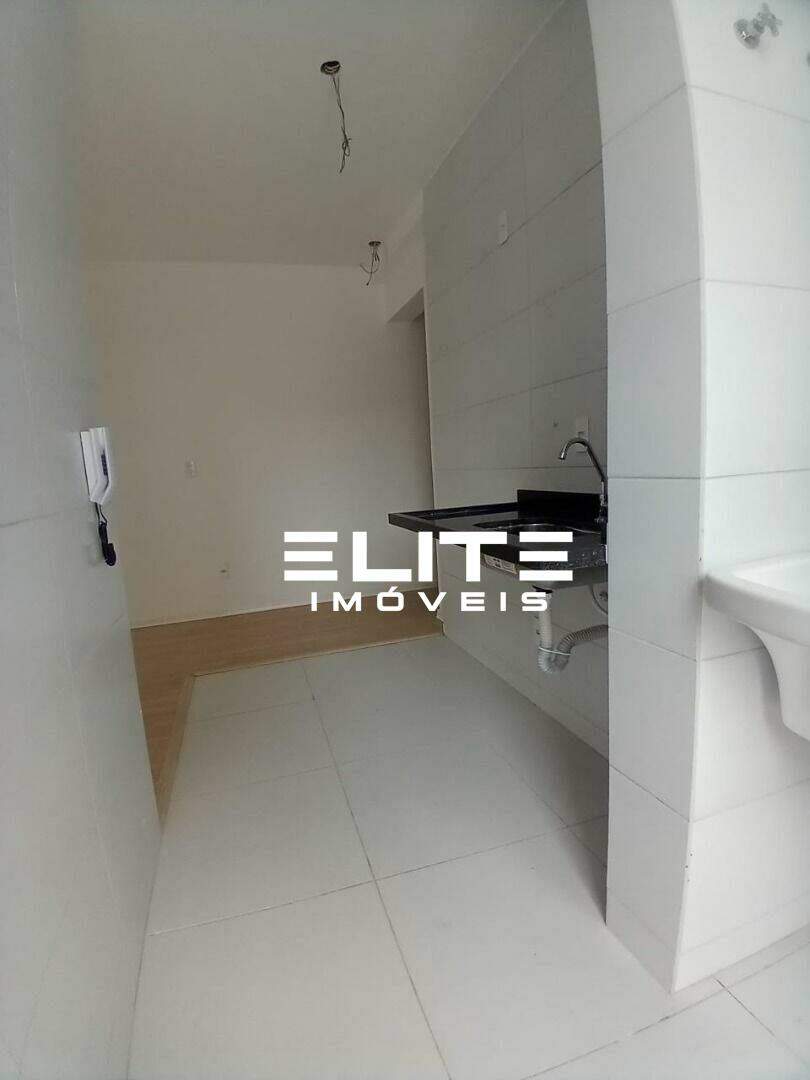 Apartamento à venda no Vila Scarpelli: 