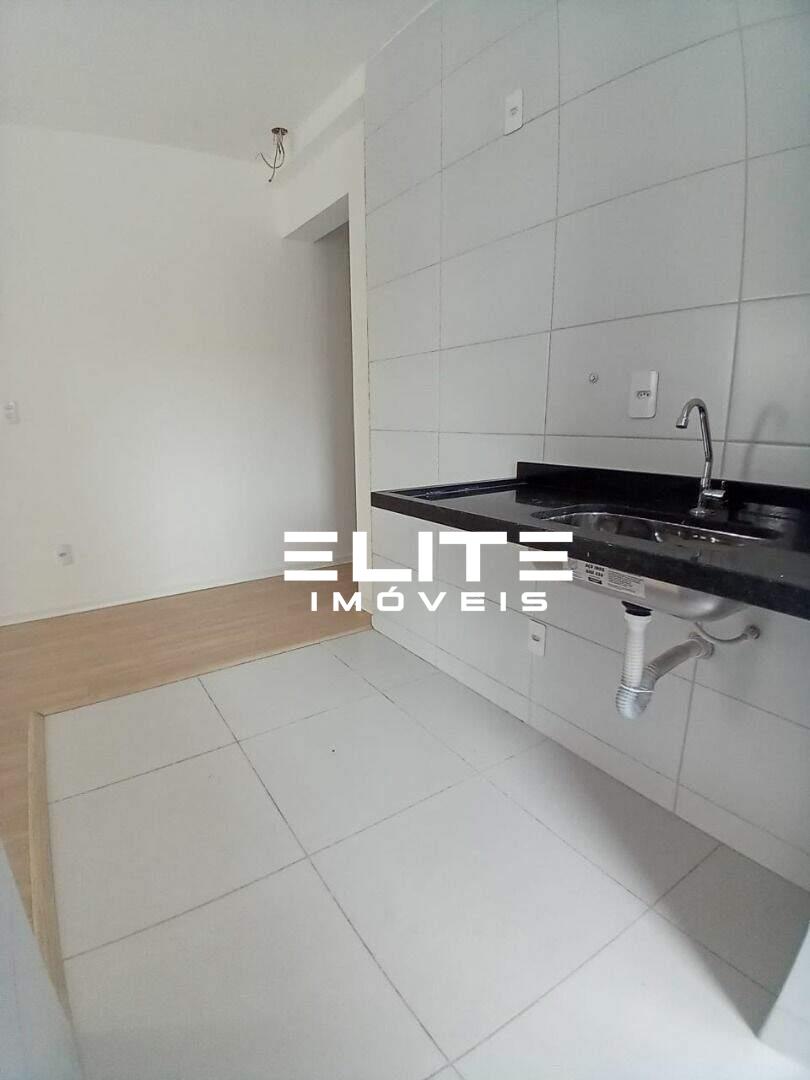 Apartamento à venda no Vila Scarpelli: 