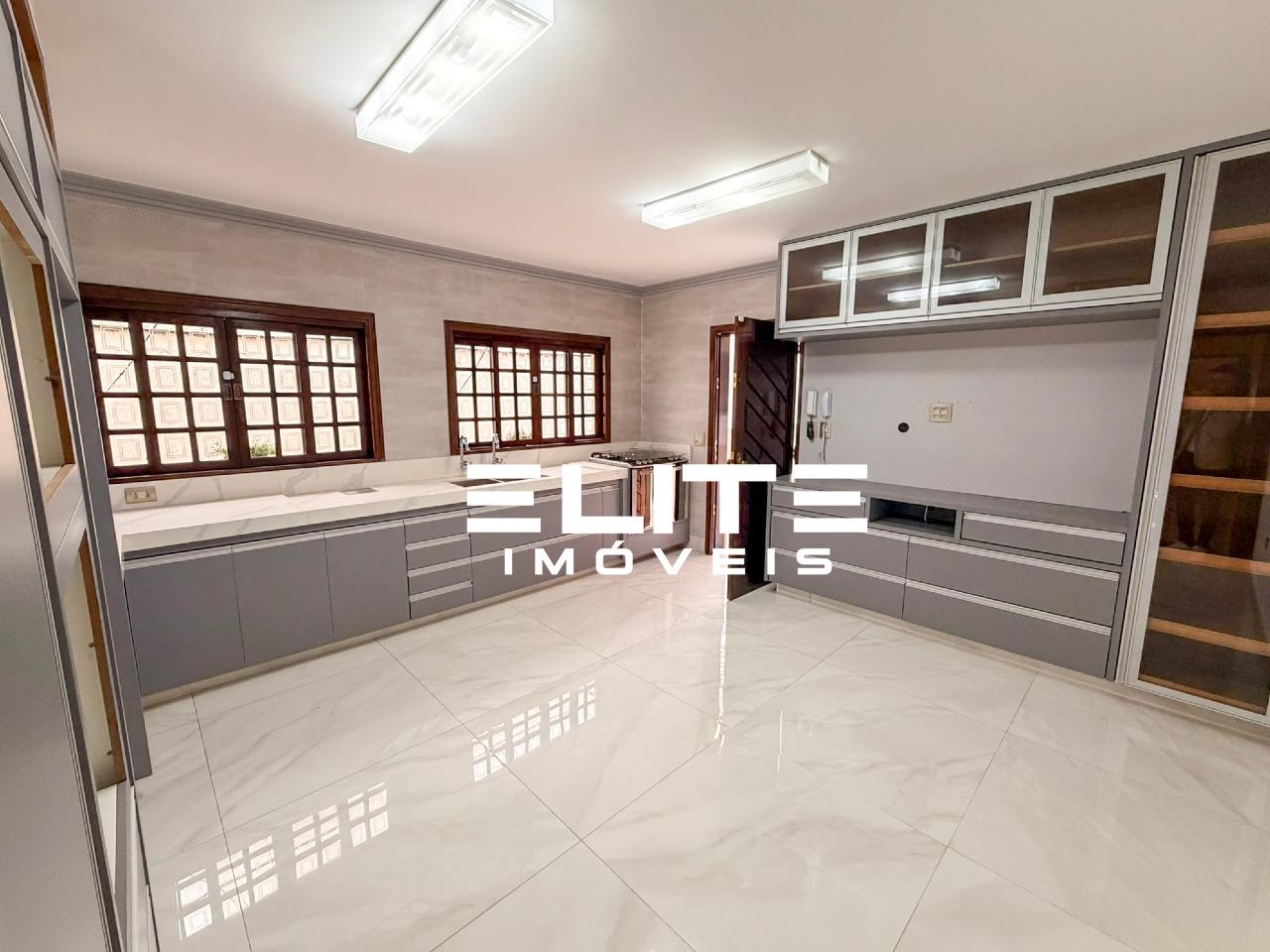 Sobrado à venda no Santa Maria: 