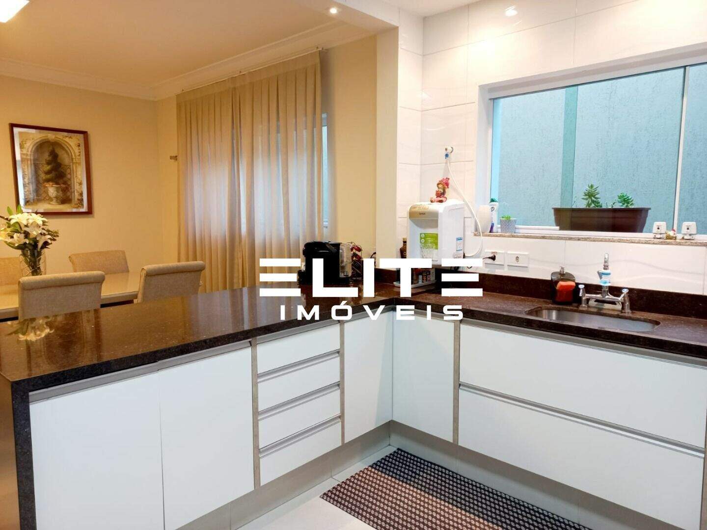 Sobrado à venda no Jardim Bela Vista: 