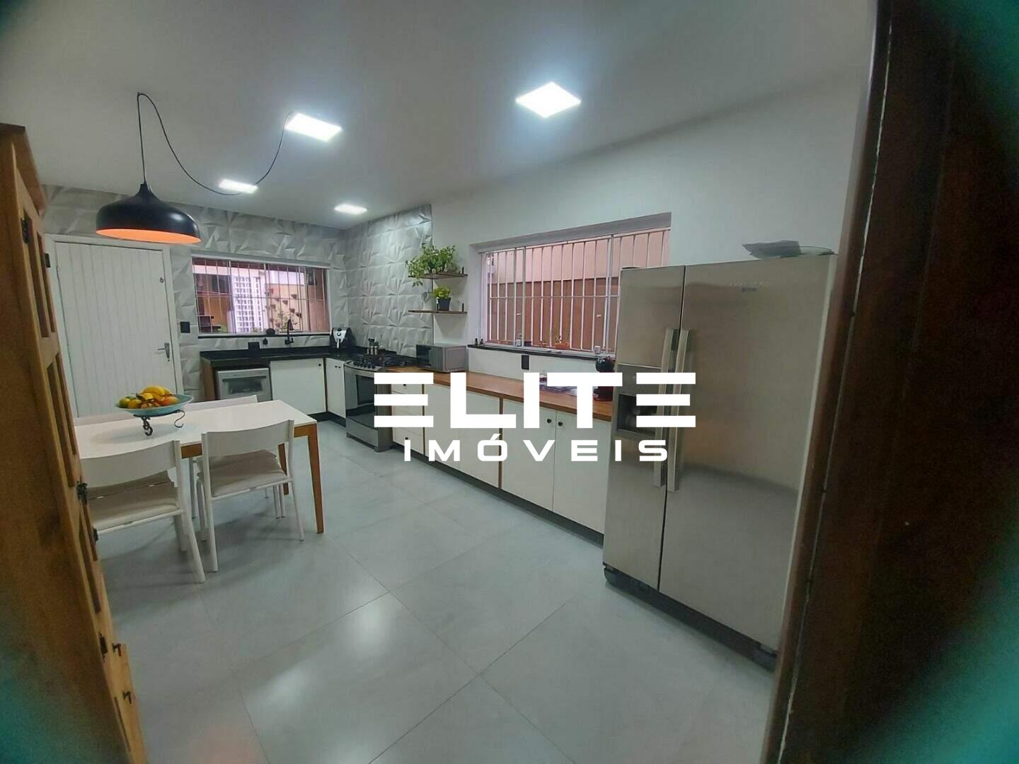 Sobrado à venda no Vila Alzira: 