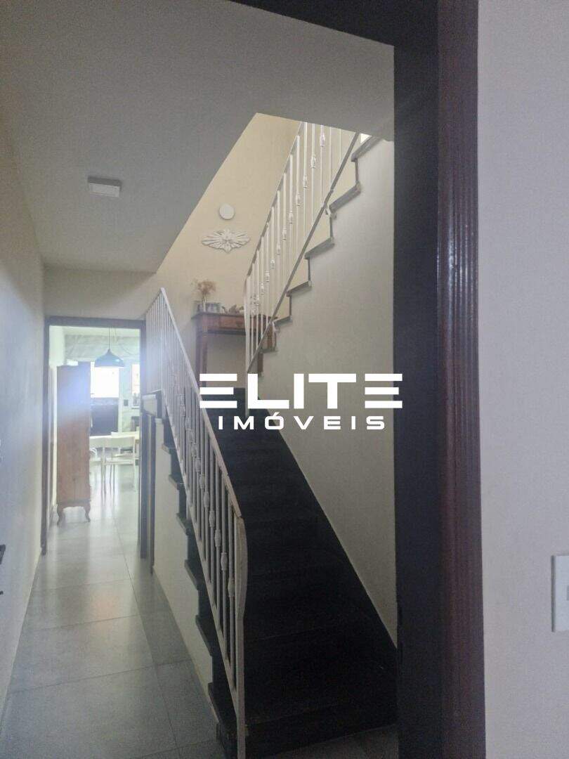 Sobrado à venda no Vila Alzira: 