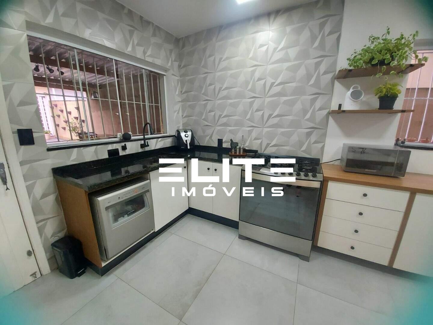 Sobrado à venda no Vila Alzira: 