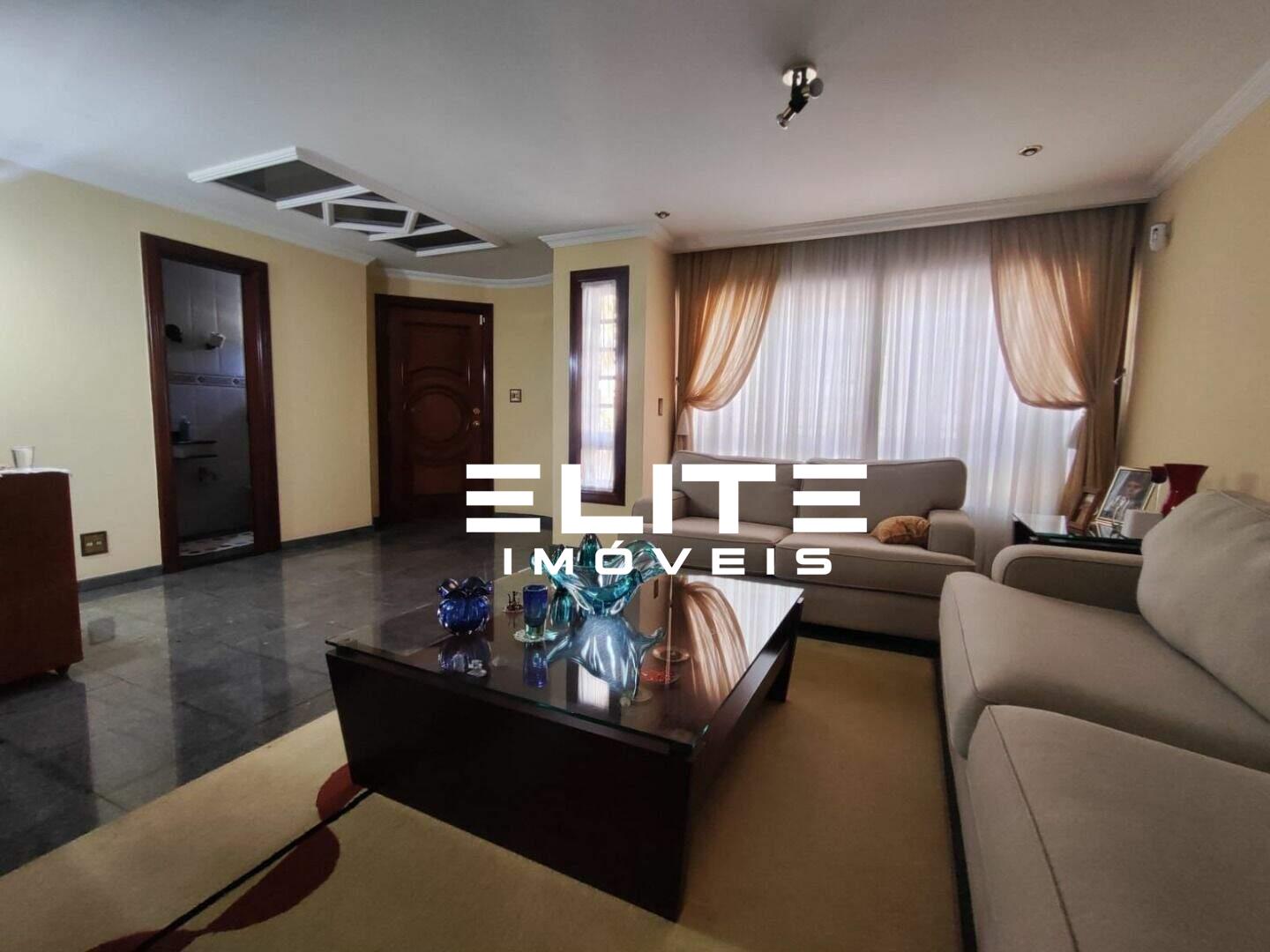 Sobrado à venda no Bairro Jardim: 