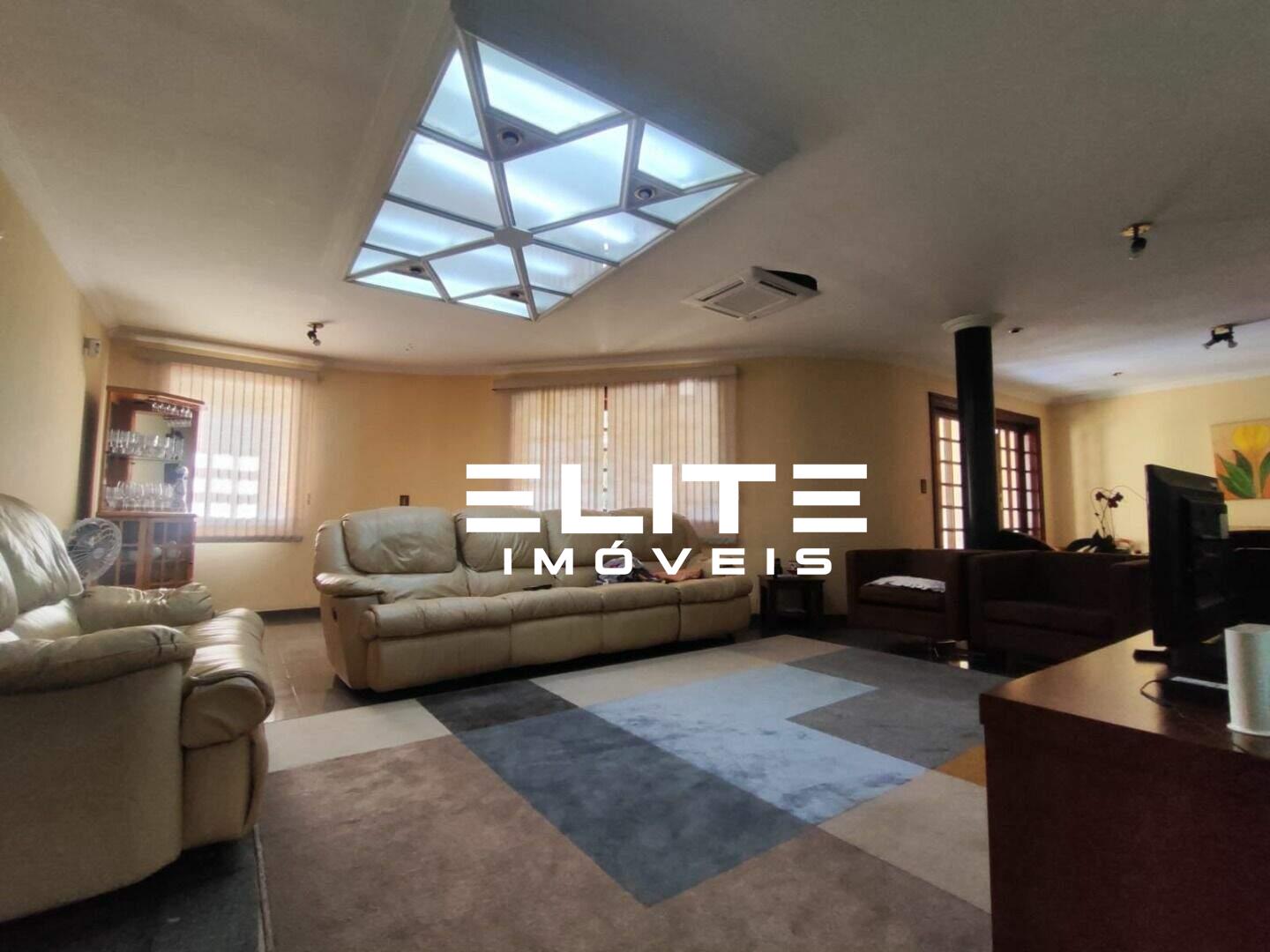 Sobrado à venda no Bairro Jardim: 