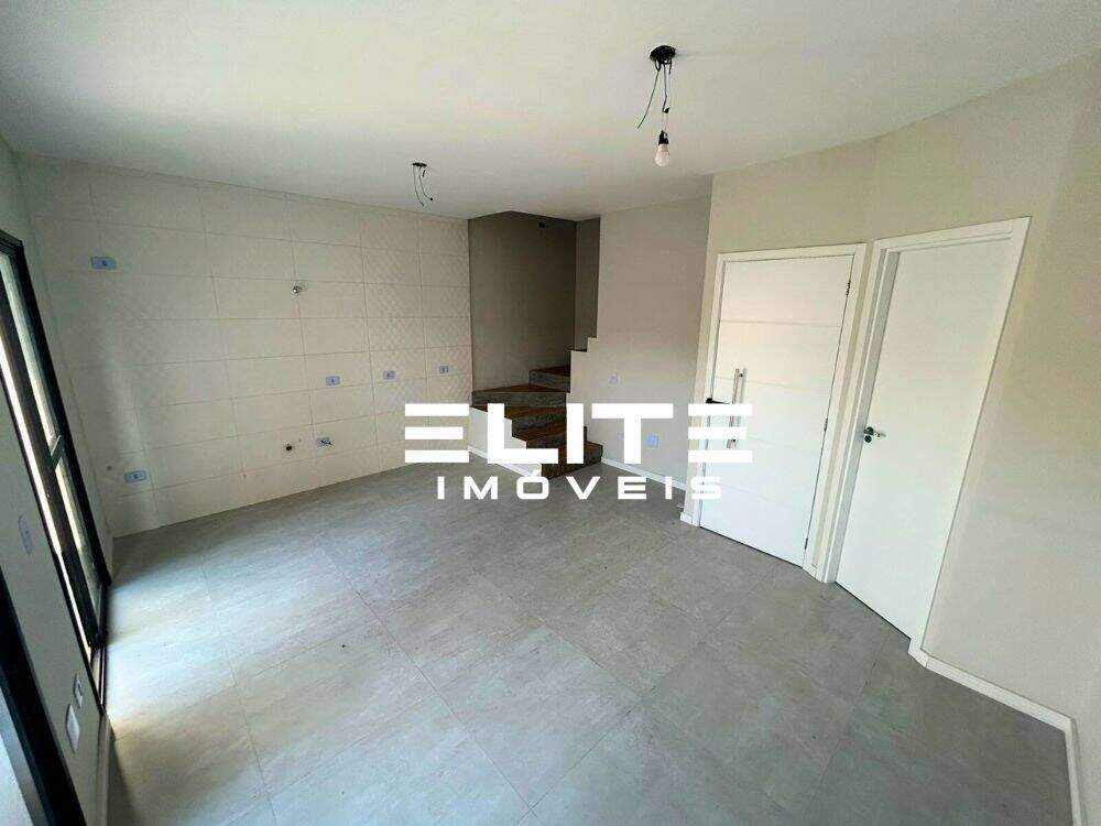 Sobrado à venda no Parque Industriário: 