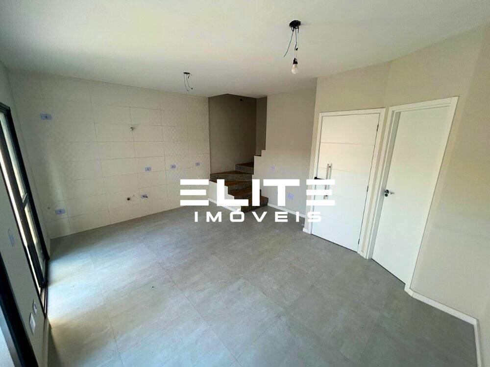 Sobrado à venda no Parque Industriário: 