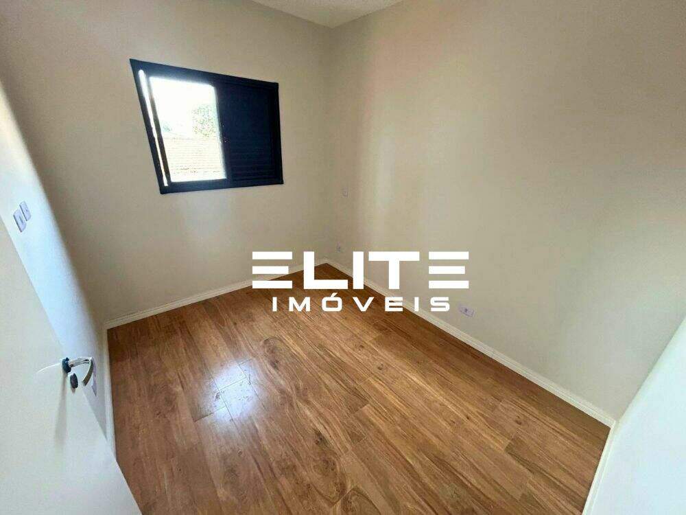 Sobrado à venda no Parque Industriário: 