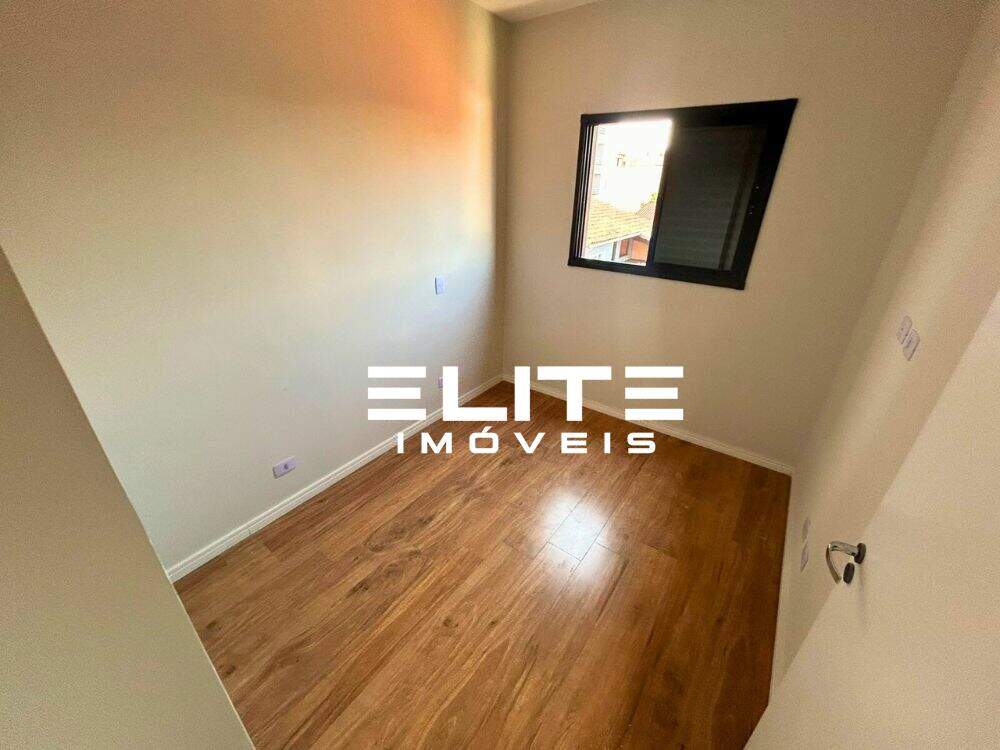 Sobrado à venda no Parque Industriário: 