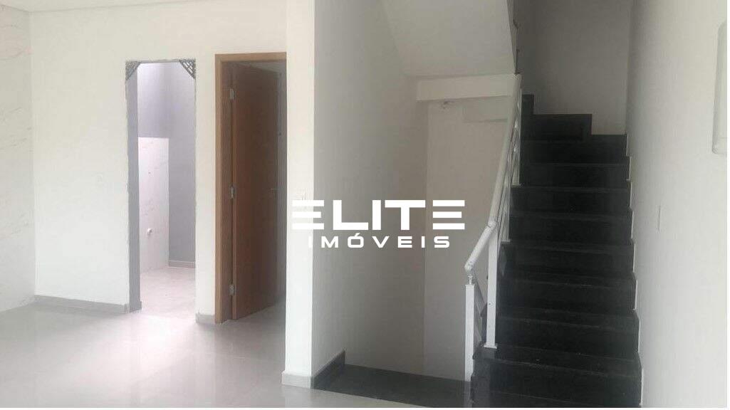 Sobrado à venda no Jardim Ocara: 