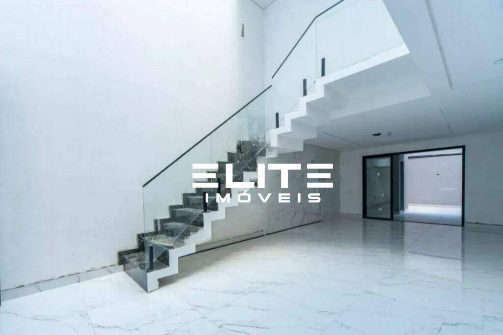 Sobrado à venda no Vila Bastos: 