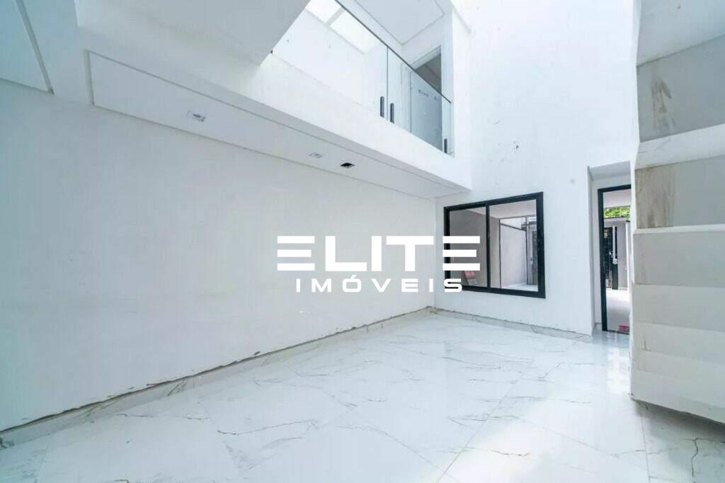 Sobrado à venda no Vila Bastos: 