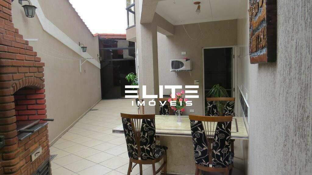 Sobrado à venda no Parque Jaçatuba: 