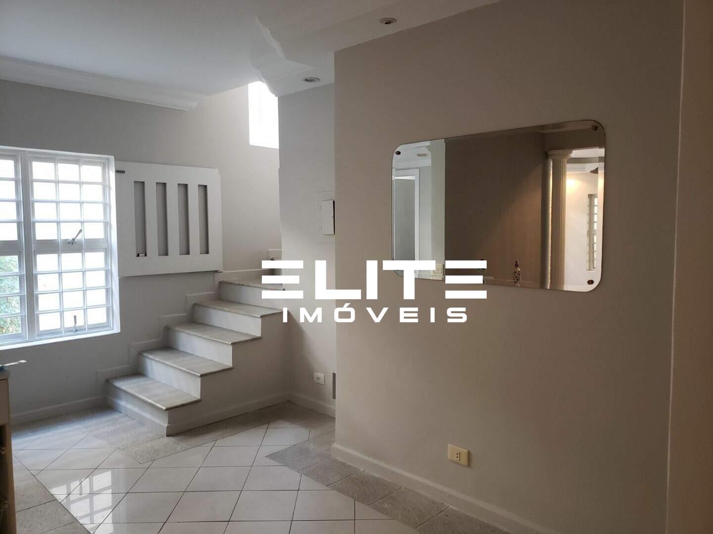 Sobrado à venda no Vila Scarpelli: 