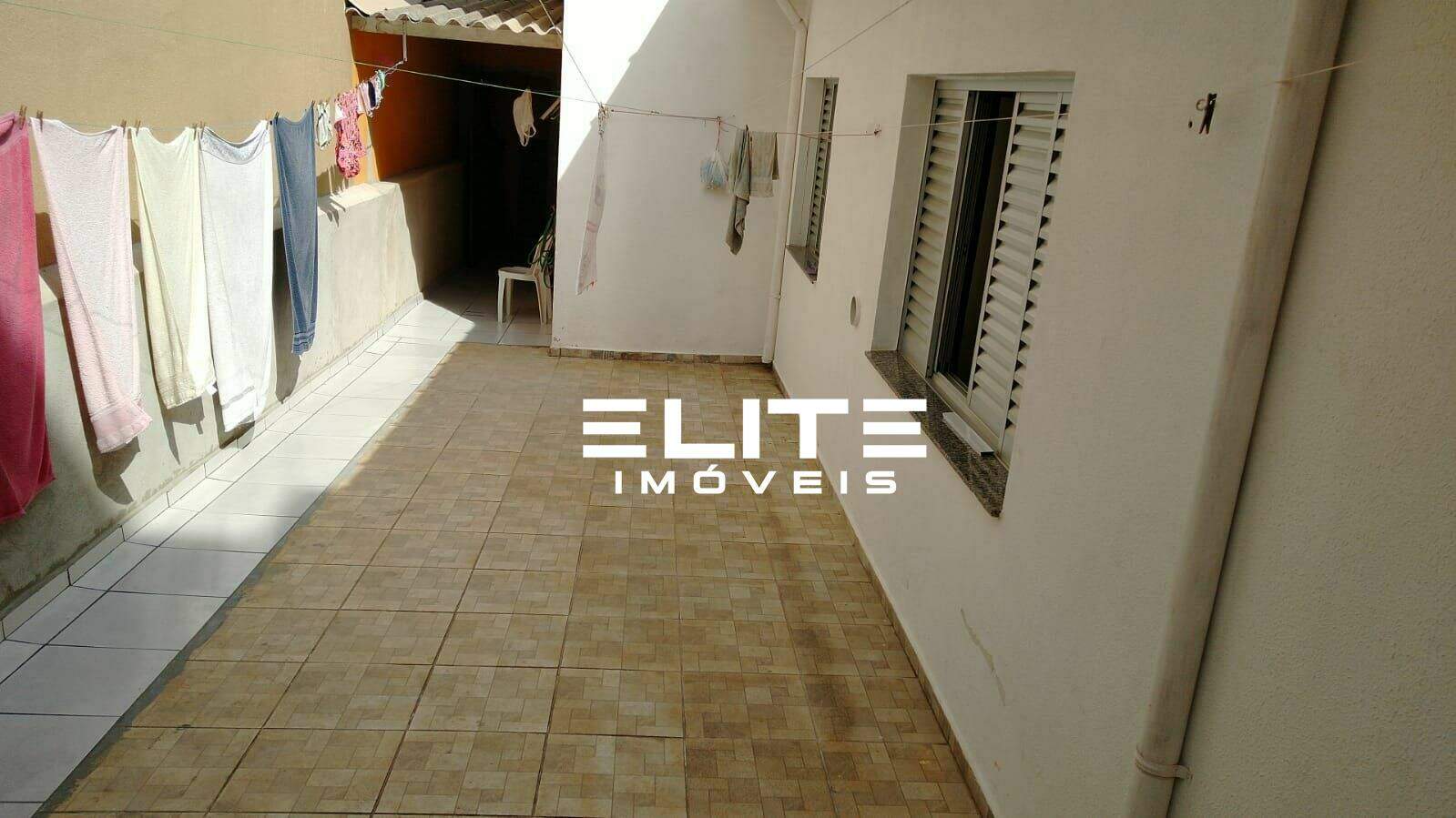 Casa à venda no Jardim Paraíso: 