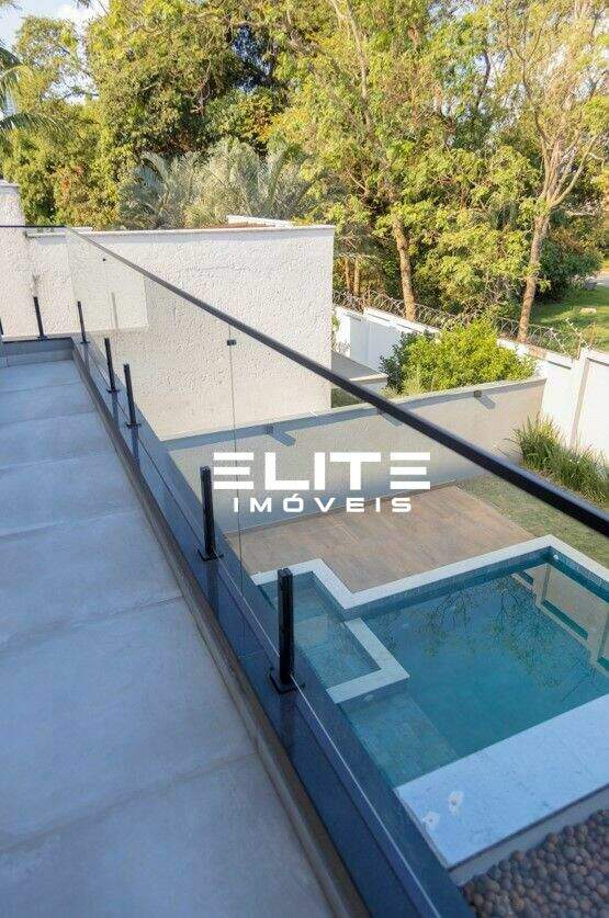 Sobrado à venda no Condomínio Mont Blanc: 