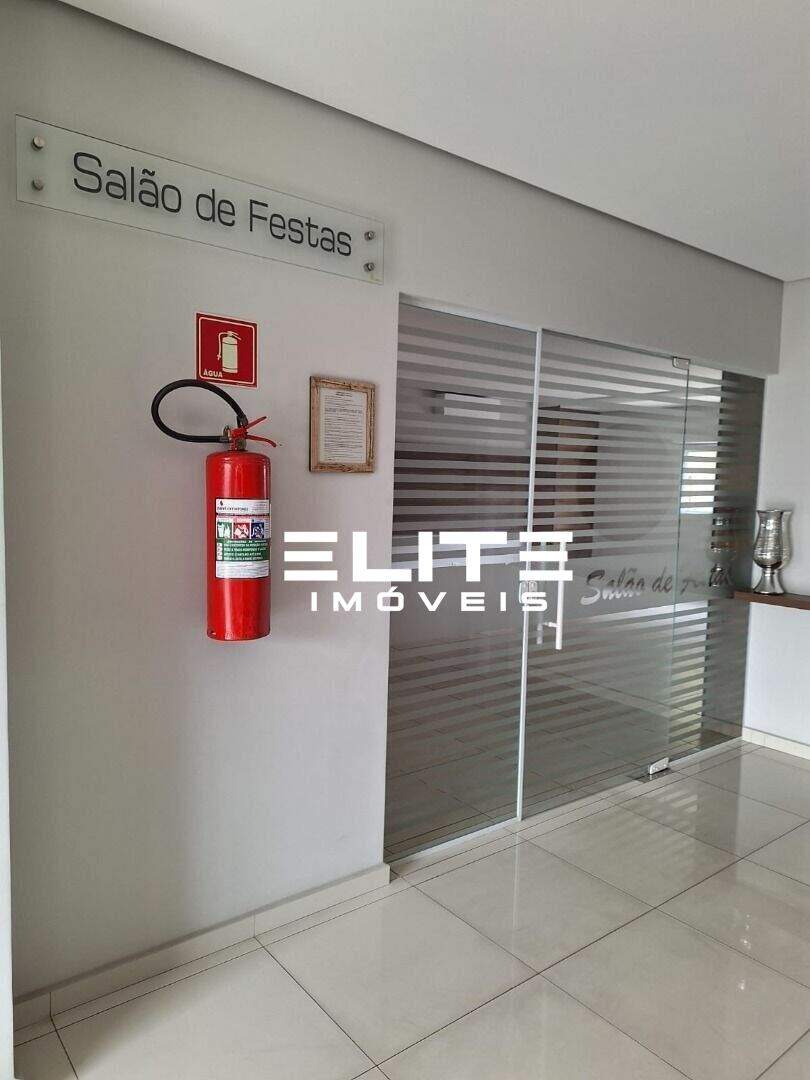 Apartamento à venda no Parque Industriário: 