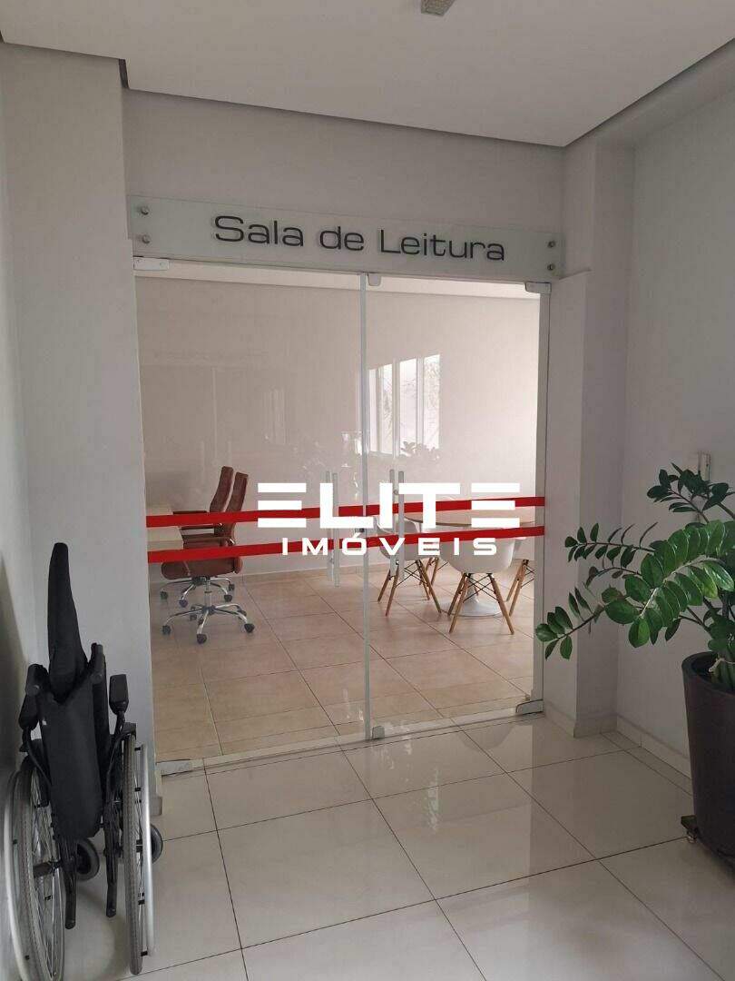 Apartamento à venda no Parque Industriário: 