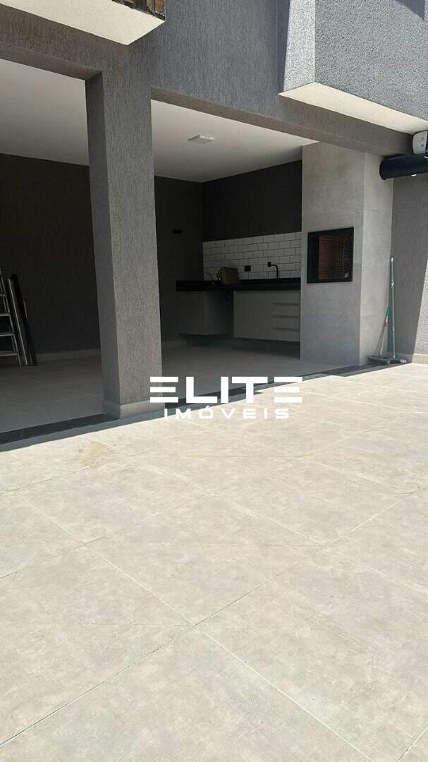 Sobrado à venda no Vila Alzira: 