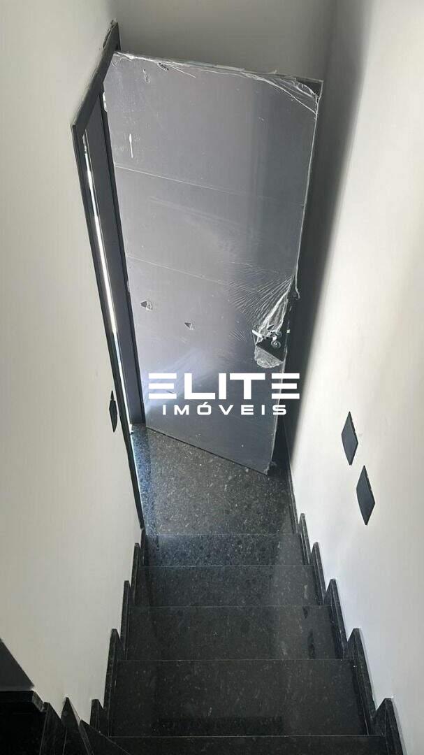 Sobrado à venda no Vila Alzira: 