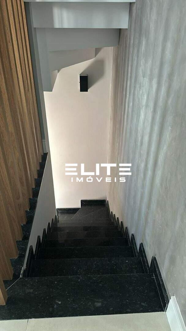 Sobrado à venda no Vila Alzira: 