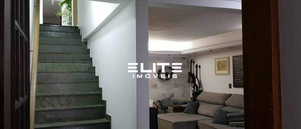 Sobrado à venda no Santa Maria: 