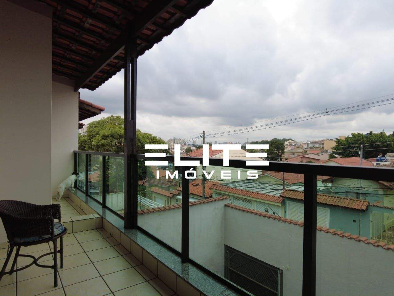 Sobrado à venda no Vila Lucinda: 