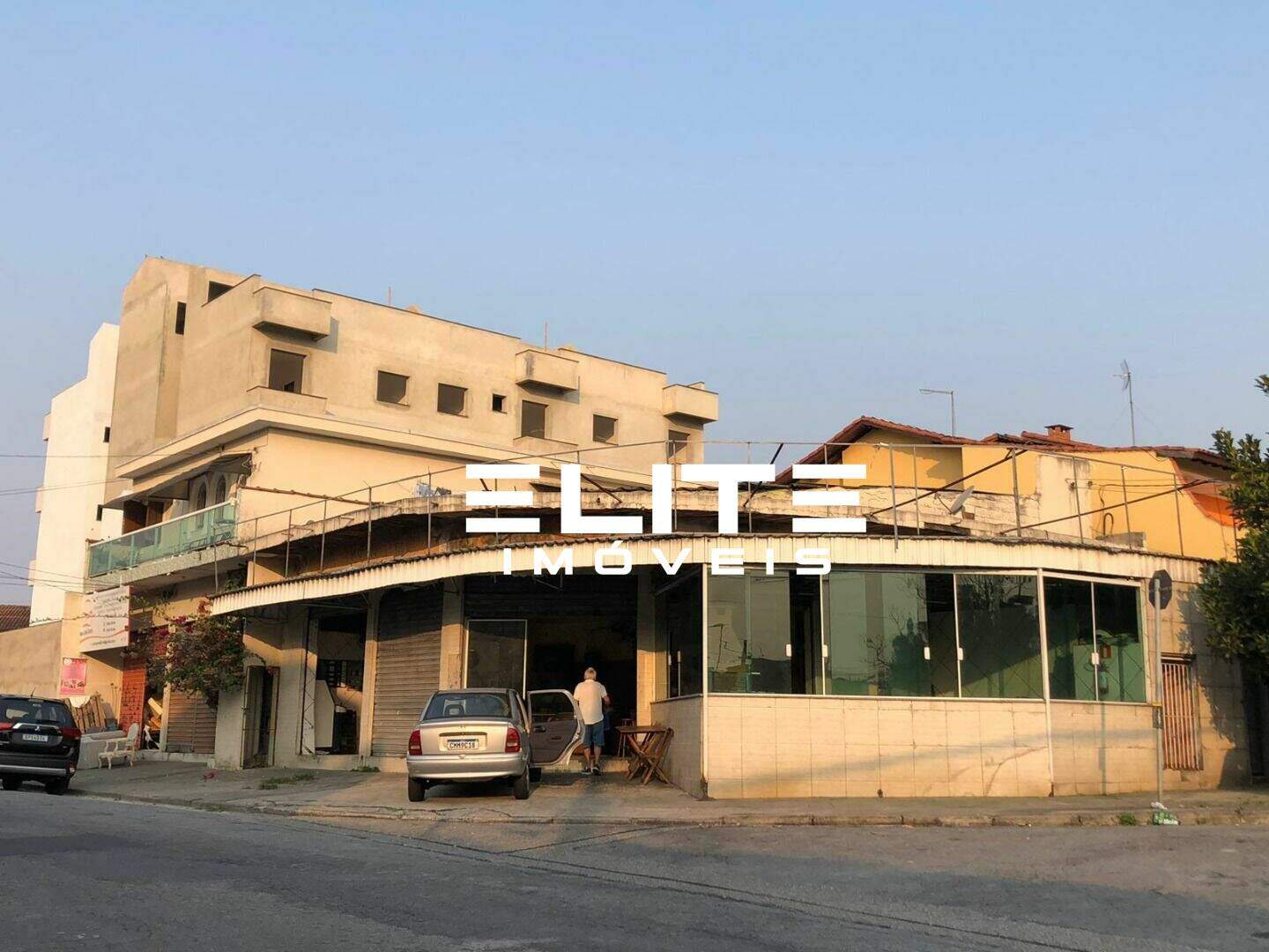 Prédio à venda no Jardim Las Vegas: 